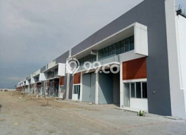 Lokasi Strategis! Dijual Gudang Bisnis di Kedamean, Gresik Kondisi Bagus Lokasi Strategis! Dijual Gudang Bisnis di Kedamean, Gresik Kondisi Bagus