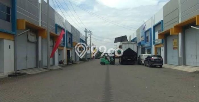Unit Gudang Strategis di Taman, Sidoarjo Potensi Cuan Besar Unit Gudang Strategis di Taman, Sidoarjo Potensi Cuan Besar