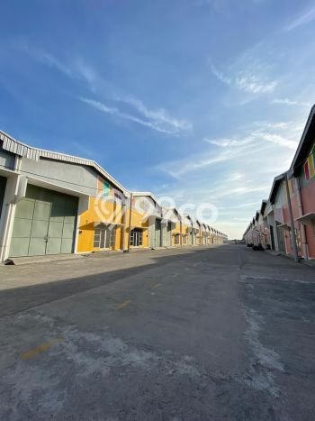 FOR SALE! Gudang di Benowo Surabaya, LT 300m2, LB 280m2 FOR SALE! Gudang di Benowo Surabaya, LT 300m2, LB 280m2