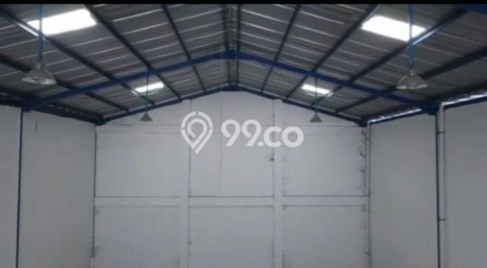 Unit Gudang Dijual di Driyorejo Gresik Luas Bangunan 360m2 Unit Gudang Dijual di Driyorejo Gresik Luas Bangunan 360m2