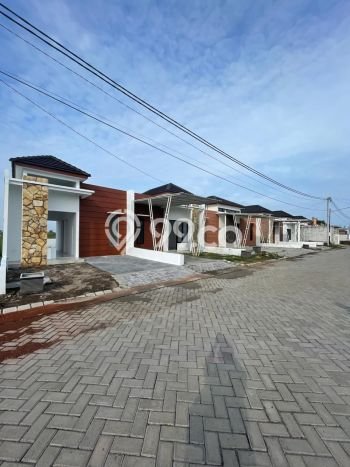 Jual Rumah Murah di Sedati Sidoarjo Harga Rp 400 Juta LT 90m2 Jual Rumah Murah di Sedati Sidoarjo Harga Rp 400 Juta LT 90m2