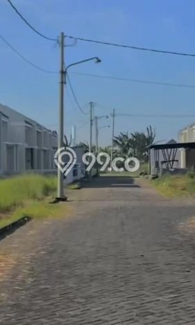 Rumah Sederhana Dijual di Sedati 2 Kamar dengan Luas Tanah 90m2 Rumah Sederhana Dijual di Sedati 2 Kamar dengan Luas Tanah 90m2