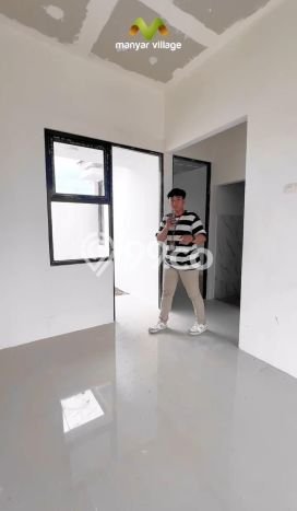 PENAWARAN TERBATAS! Rumah Berkualitas di Manyar, Luas 60m² Bangunan 36m² PENAWARAN TERBATAS! Rumah Berkualitas di Manyar, Luas 60m² Bangunan 36m²