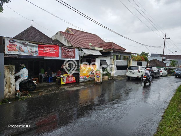 Jual Rumah Favorit Siap Huni LB 200m2 di Junrejo, Batu Jual Rumah Favorit Siap Huni LB 200m2 di Junrejo, Batu