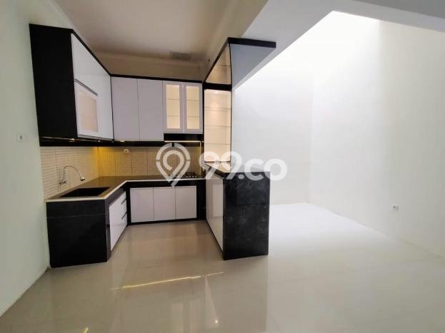 Dijual Kost di Kawasan Lowokwaru, Malang, Spesifikasi 15 KT, 6 KM, 350m2 Dijual Kost di Kawasan Lowokwaru, Malang, Spesifikasi 15 KT, 6 KM, 350m2