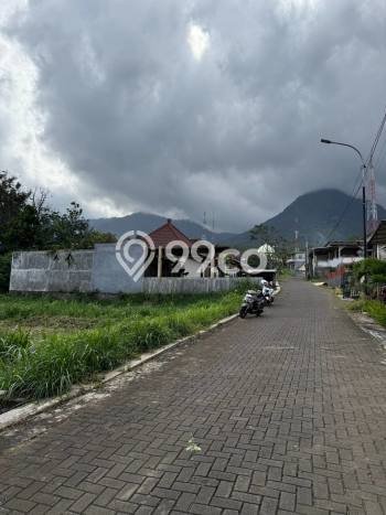 Kavling Tanah di Batu Dijual Luas 424m2 Legalitas SHM Kavling Tanah di Batu Dijual Luas 424m2 Legalitas SHM