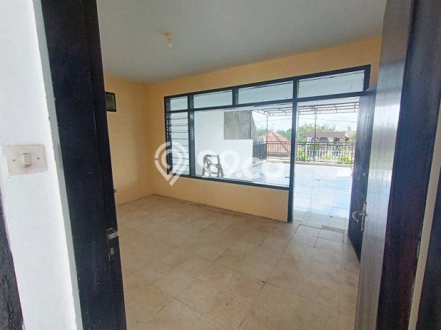 Rumah Bagus Siap Huni Di Blimbing Luas 300m2 Lokasi Strategis Rumah Bagus Siap Huni Di Blimbing Luas 300m2 Lokasi Strategis