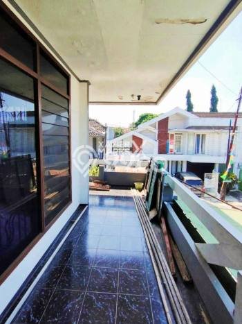 Dijual Rumah 7 Kamar Lokasi Ideal Bagus dan Strategis di Sukun Dijual Rumah 7 Kamar Lokasi Ideal Bagus dan Strategis di Sukun