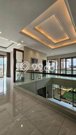 Dijual Rumah Mewah Elegan Dengan View Eksklusif di Tidar, Malang Dijual Rumah Mewah Elegan Dengan View Eksklusif di Tidar, Malang