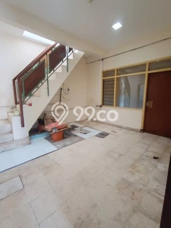 Rumah Bagus Siap Huni Di Blimbing Luas 300m2 Lokasi Strategis Rumah Bagus Siap Huni Di Blimbing Luas 300m2 Lokasi Strategis