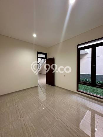 For Sale! Luxury House LT 188m2 Desain Elegan di Araya For Sale! Luxury House LT 188m2 Desain Elegan di Araya