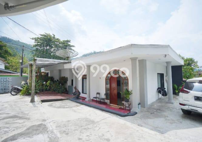 Vila Kawasan Batu, Area 715m2m², Akses ke beragam fasilitas umum Vila Kawasan Batu, Area 715m2m², Akses ke beragam fasilitas umum