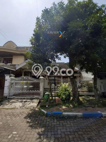 Dijual Hunian Rumah Terawat 5 Kamar di Araya, Malang Dijual Hunian Rumah Terawat 5 Kamar di Araya, Malang