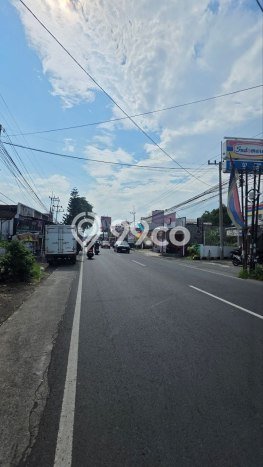 Komersial Bagus LT 420m2 LB 520m2 Dijual di Pakis Malang Komersial Bagus LT 420m2 LB 520m2 Dijual di Pakis Malang