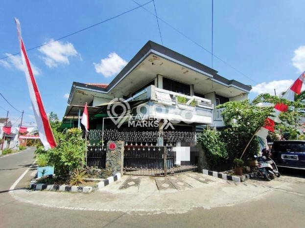 Dijual Rumah 7 Kamar Lokasi Ideal Bagus dan Strategis di Sukun Dijual Rumah 7 Kamar Lokasi Ideal Bagus dan Strategis di Sukun