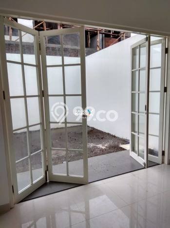 Rumah Strategis Minimalis Lb 116m2 di Kedungkandang, Malang Rumah Strategis Minimalis Lb 116m2 di Kedungkandang, Malang