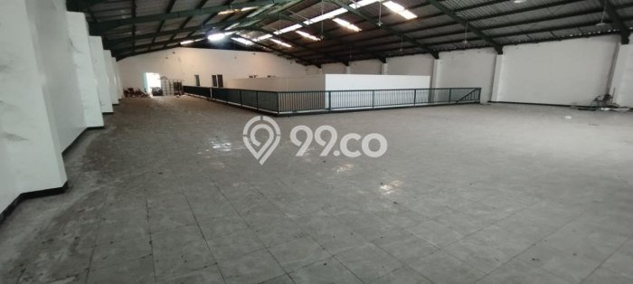 Gudang Bagus Dijual LB 1700m2 Lokasi Strategis Malang Area Cocok untuk Berbisnis Gudang Bagus Dijual LB 1700m2 Lokasi Strategis Malang Area Cocok untuk Berbisnis