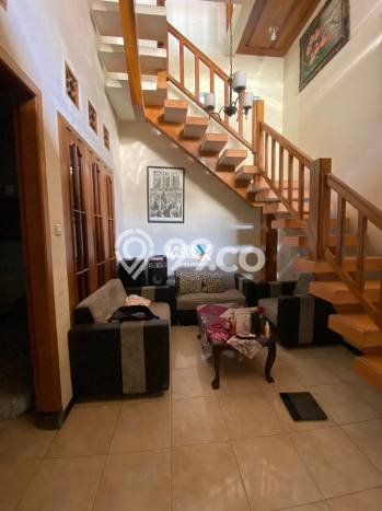 Dijual Rumah 8 Kamar Lokasi Strategis Nyaman dan Strategis di Blimbing Dijual Rumah 8 Kamar Lokasi Strategis Nyaman dan Strategis di Blimbing