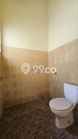 Ruko Dijual di Malang LT 114m2 & LB 140m2 Lokasi Terbaik! Ruko Dijual di Malang LT 114m2 & LB 140m2 Lokasi Terbaik!