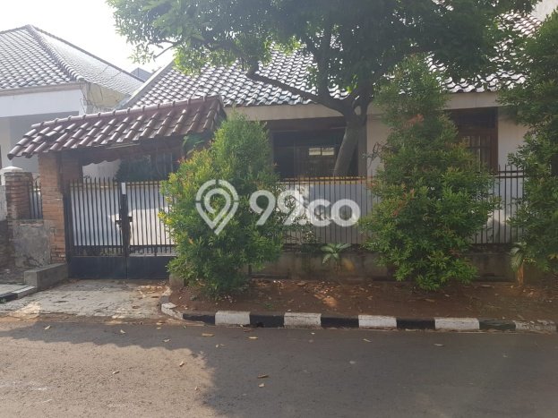 Dijual Rumah Premium dengan Fasilitas Sekitar Lengkap di Pasar Minggu, Jakarta Selatan Dijual Rumah Premium dengan Fasilitas Sekitar Lengkap di Pasar Minggu, Jakarta Selatan