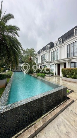 Rumah Elit LB 305m2 Siap Pakai Desain Elegan di Kemang, Jakarta Selatan Rumah Elit LB 305m2 Siap Pakai Desain Elegan di Kemang, Jakarta Selatan