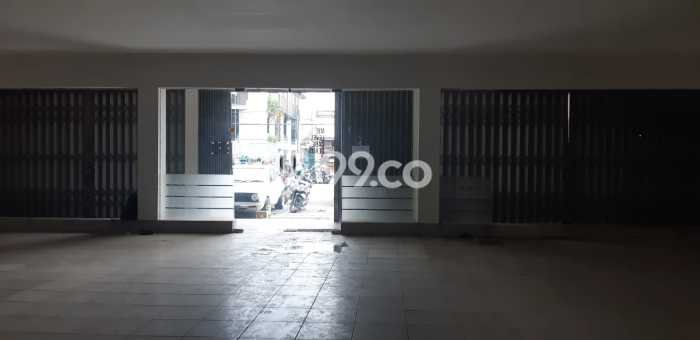 Ruko Dijual di Bandung LT 535m2 & LB 400m2 Lokasi Terbaik! Ruko Dijual di Bandung LT 535m2 & LB 400m2 Lokasi Terbaik!