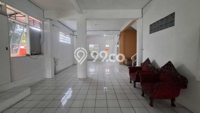 Disewakan! Rumah 13 Kamar Tidur &
4 Kamar Mandi di Pasteur, Bandung Disewakan! Rumah 13 Kamar Tidur &
4 Kamar Mandi di Pasteur, Bandung