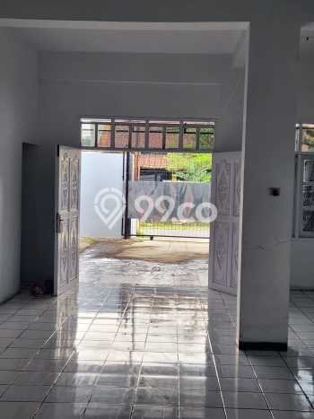 Disewakan! Rumah 13 Kamar Tidur &
4 Kamar Mandi di Pasteur, Bandung Disewakan! Rumah 13 Kamar Tidur &
4 Kamar Mandi di Pasteur, Bandung