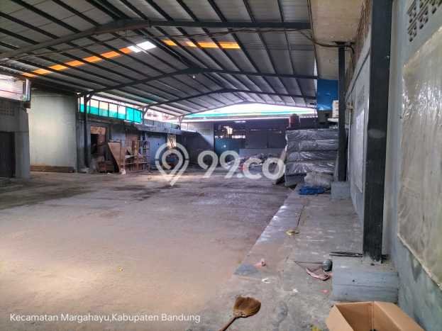 Dijual! Gudang di Kopo Bandung LT 3603m2 / LB 3500m2 Kawasan Strategis Dijual! Gudang di Kopo Bandung LT 3603m2 / LB 3500m2 Kawasan Strategis