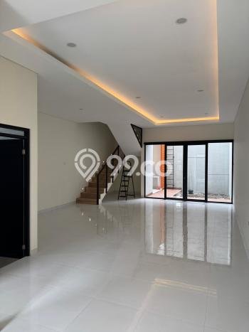 Jual Rumah Eksklusif 3 KT di Kopo Permai, Bandung Jual Rumah Eksklusif 3 KT di Kopo Permai, Bandung