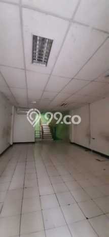 Ruko disewakan lokasi strategis Duren Sawit Jakarta Timur 360m2 Ruko disewakan lokasi strategis Duren Sawit Jakarta Timur 360m2