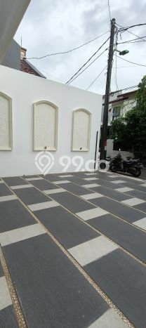 Rumah Elit Modern Siap Huni di Pondok Kelapa Jakarta Timur Rumah Elit Modern Siap Huni di Pondok Kelapa Jakarta Timur