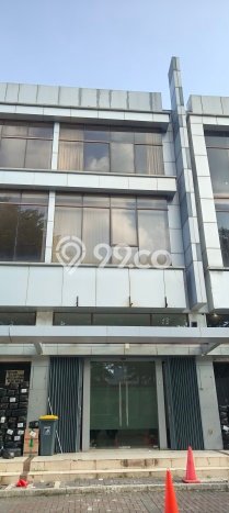 Ruko Bagus Dijual LB 235m2 Lokasi Strategis Jakarta Timur Area Cocok untuk Berbisnis Ruko Bagus Dijual LB 235m2 Lokasi Strategis Jakarta Timur Area Cocok untuk Berbisnis
