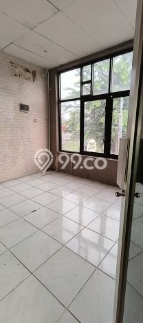 Unit Komersial Disewakan di Jakarta Timur Area Strategis Harga Kompetitif Unit Komersial Disewakan di Jakarta Timur Area Strategis Harga Kompetitif