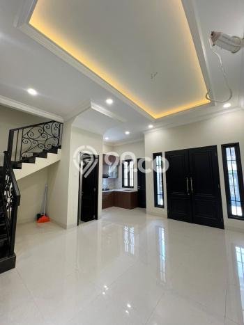 Dijual Rumah Mewah Elegan Dengan View Eksklusif di Rawamangun, Jakarta Timur Dijual Rumah Mewah Elegan Dengan View Eksklusif di Rawamangun, Jakarta Timur