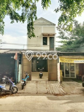 Ruko Disewa di Bekasi dengan LB 112m2 Area Komersial Ramai Ruko Disewa di Bekasi dengan LB 112m2 Area Komersial Ramai