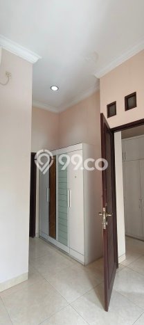 Rumah sewa siap huni 4 Kamar Tidur di Pondok Kelapa, Jakarta Timur Rumah sewa siap huni 4 Kamar Tidur di Pondok Kelapa, Jakarta Timur