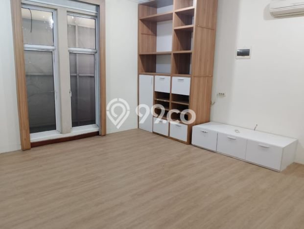 Untuk Dijual! Ruko di Modernland Tangerang LT 140m2 / LB 300m2 Kawasan Bisnis Untuk Dijual! Ruko di Modernland Tangerang LT 140m2 / LB 300m2 Kawasan Bisnis