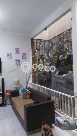 For Sale Rumah 5 Kamar Lokasi Ideal Nyaman dan Strategis di Cipondoh For Sale Rumah 5 Kamar Lokasi Ideal Nyaman dan Strategis di Cipondoh