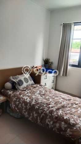 For Sale Rumah 4 Kamar Lokasi Strategis Nyaman dan Strategis di Cipondoh For Sale Rumah 4 Kamar Lokasi Strategis Nyaman dan Strategis di Cipondoh