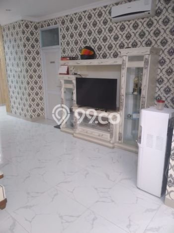 Jual Rumah Luas Elegan Dengan View Cantik di Modernland, Tangerang Jual Rumah Luas Elegan Dengan View Cantik di Modernland, Tangerang