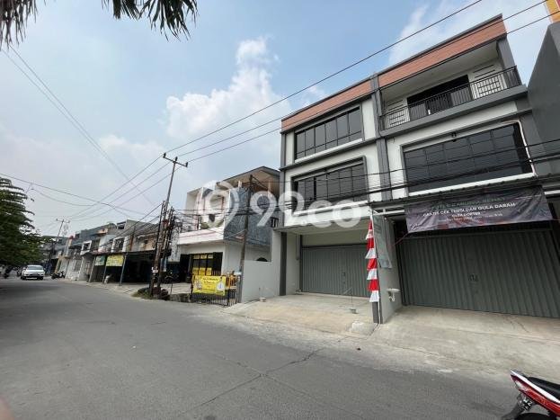 Ruko Kawasan Strategis Kawasan Poris, Luas 85m², Jalan Raya Ruko Kawasan Strategis Kawasan Poris, Luas 85m², Jalan Raya