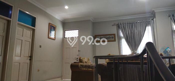 Rumah Mewah LB 280m2 Siap Pakai Desain Elegan di Modernland, Tangerang Rumah Mewah LB 280m2 Siap Pakai Desain Elegan di Modernland, Tangerang