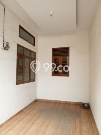 Dijual Cepat Rumah Bagus Siap Huni LB 120m2 di Cipondoh, Tangerang Dijual Cepat Rumah Bagus Siap Huni LB 120m2 di Cipondoh, Tangerang