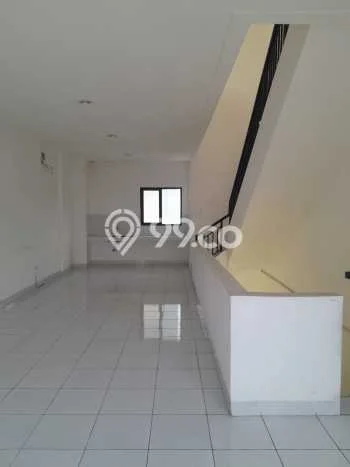 Ruko Area Bisnis di Modernland, Luas 225m2m², Posisi Prima Ruko Area Bisnis di Modernland, Luas 225m2m², Posisi Prima