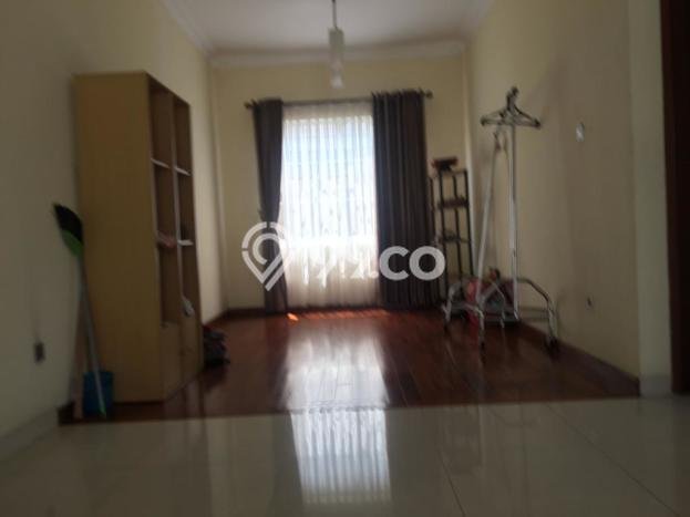Jual Rumah Luas Megah Dengan View Eksklusif di Modernland, Tangerang Jual Rumah Luas Megah Dengan View Eksklusif di Modernland, Tangerang