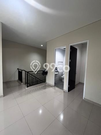 Jual Rumah Mewah Elegan Dengan View Eksklusif di Modernland, Tangerang Jual Rumah Mewah Elegan Dengan View Eksklusif di Modernland, Tangerang