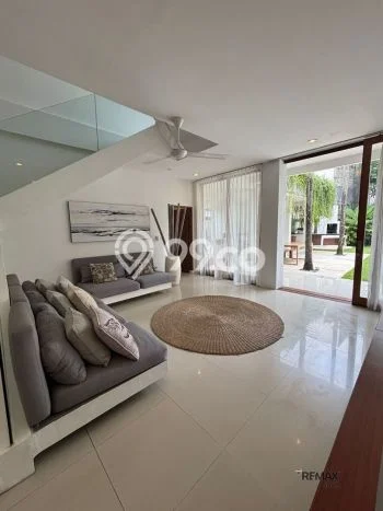 Vila Premium Kawasan , Luas 615m2m², Dekat ke beragam keperluan Vila Premium Kawasan , Luas 615m2m², Dekat ke beragam keperluan