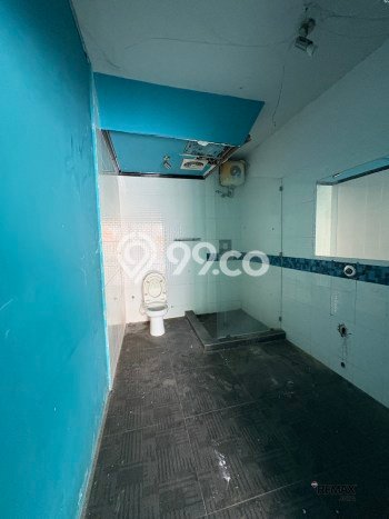 Disewakan Ruko di Kawasan Ramai Petitenget Luas 432m2 Disewakan Ruko di Kawasan Ramai Petitenget Luas 432m2