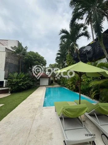 Vila Premium Kawasan , Luas 615m2m², Dekat ke beragam keperluan Vila Premium Kawasan , Luas 615m2m², Dekat ke beragam keperluan